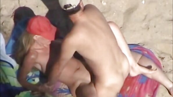 இரண்டு அற்புதமான நண்பர்களால் நிகழ்த்தப்பட்ட நல்ல லெஸ்பியன் நடவடிக்கை