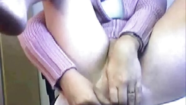 காம மில்ஃப் இந்த பாரிய ஸ்க்லாங்கை காதலித்து வருகிறது